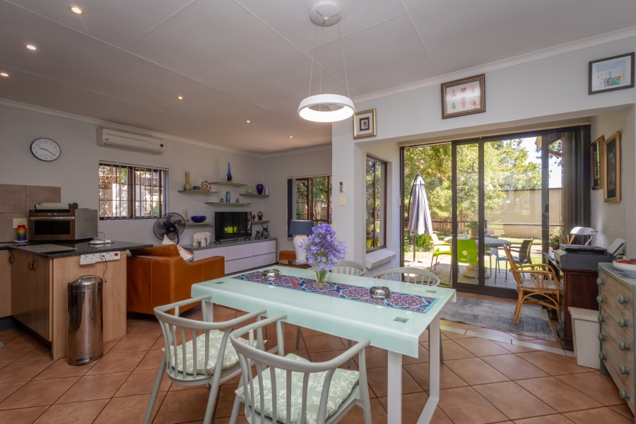 2 Bedroom Property for Sale in The Coves North West